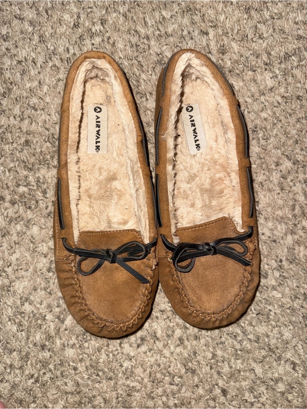 Airwalk Women’s Brown Faux-Suede Moccasin Slippers with Bow